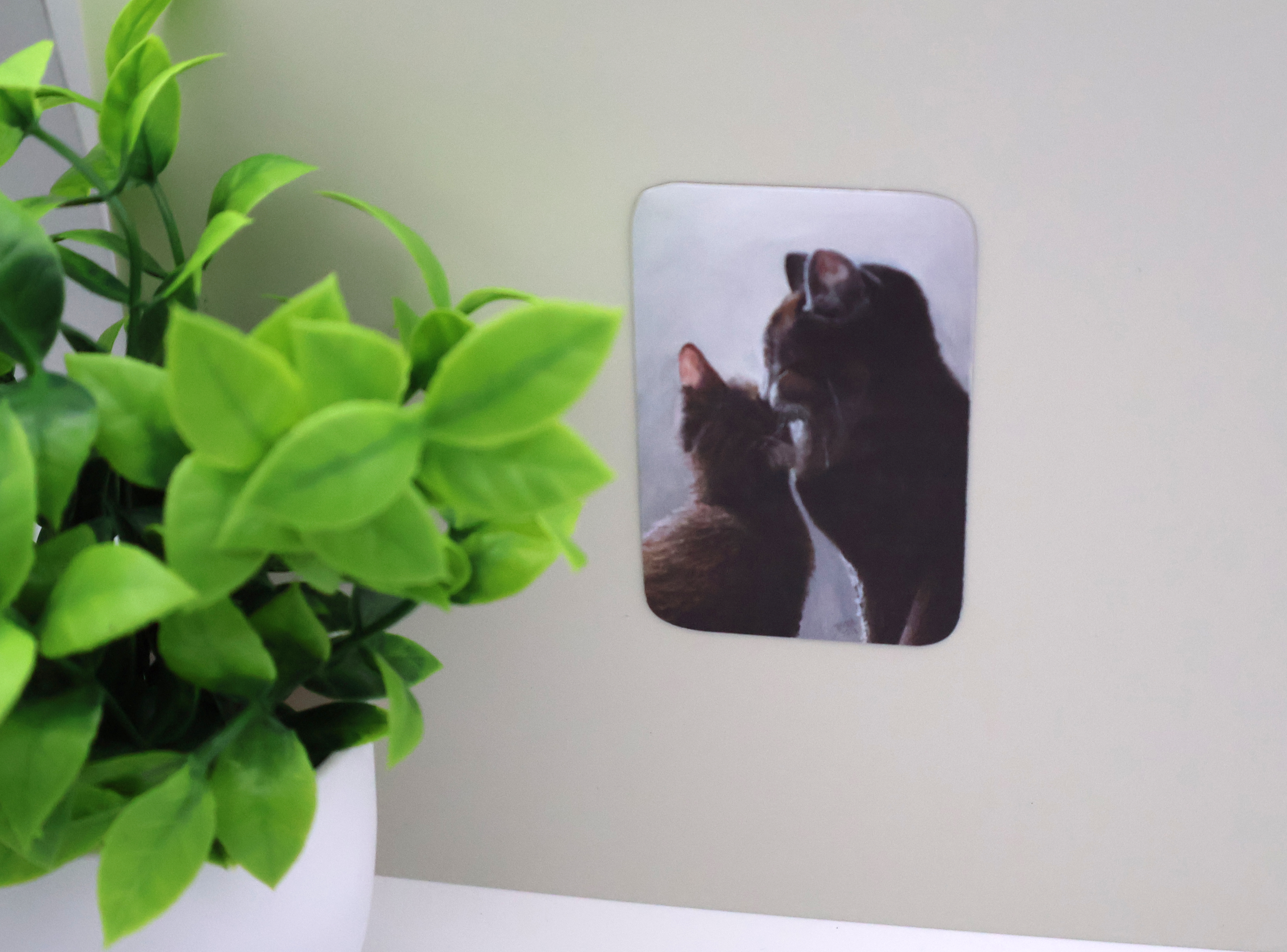 Her Love Magnet - Image 3